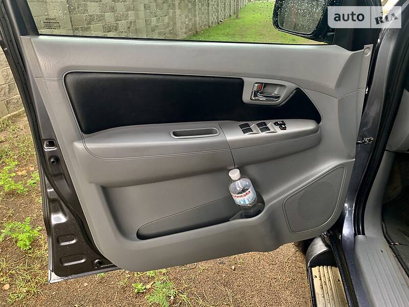 Пікап Toyota Hilux 2011 в Києві