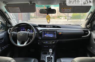 Пикап Toyota Hilux 2016 в Виннице