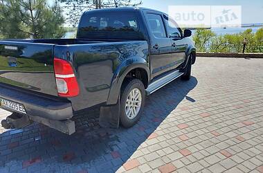 Пикап Toyota Hilux 2013 в Запорожье