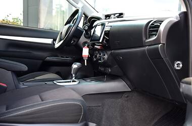 Пікап Toyota Hilux 2017 в 