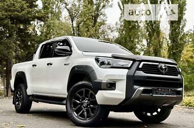 Пікап Toyota Hilux 2022 в 