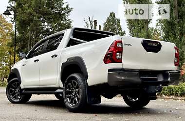Пікап Toyota Hilux 2022 в 
