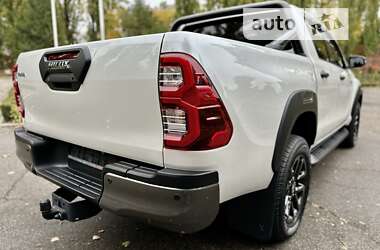 Пікап Toyota Hilux 2022 в 