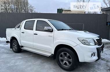 Пикап Toyota Hilux 2014 в 