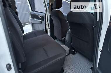 Пикап Toyota Hilux 2014 в 