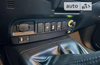 Пикап Toyota Hilux 2014 в 