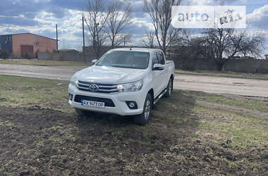 Пикап Toyota Hilux 2017 в Доброполье