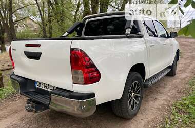 Пикап Toyota Hilux 2017 в Чернигове