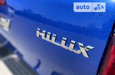 Пикап Toyota Hilux 2018 в Мироновке