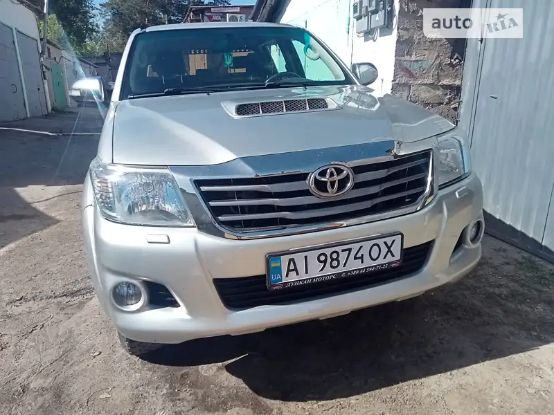 Toyota Hilux 2011