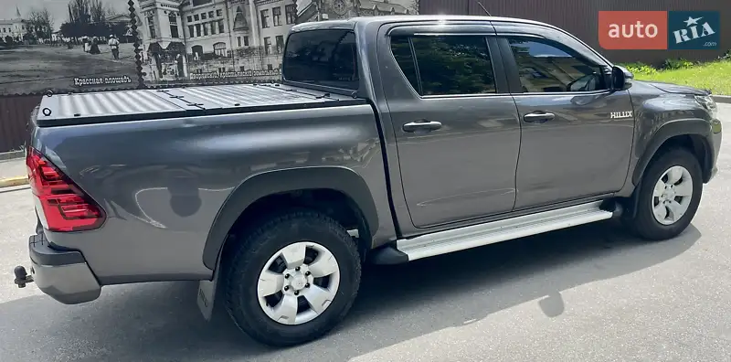 Toyota Hilux