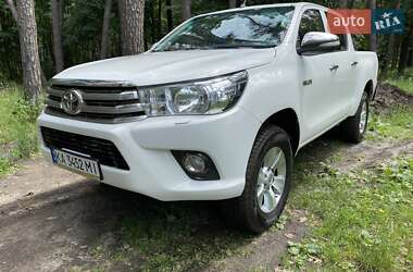 Пикап Toyota Hilux 2016 в Киеве