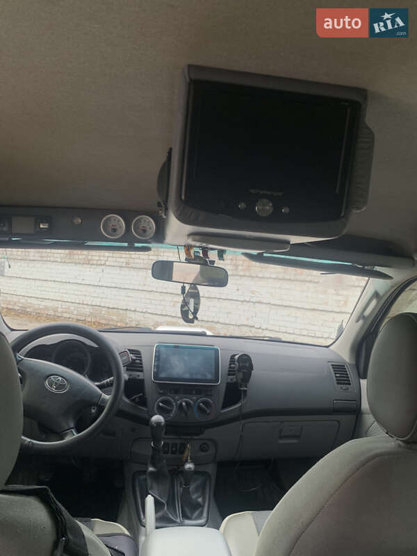 Пікап Toyota Hilux 2011 в Запоріжжі