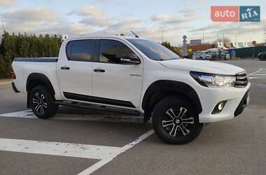 Пикап Toyota Hilux 2017 в Киеве