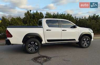 Пикап Toyota Hilux 2017 в Киеве