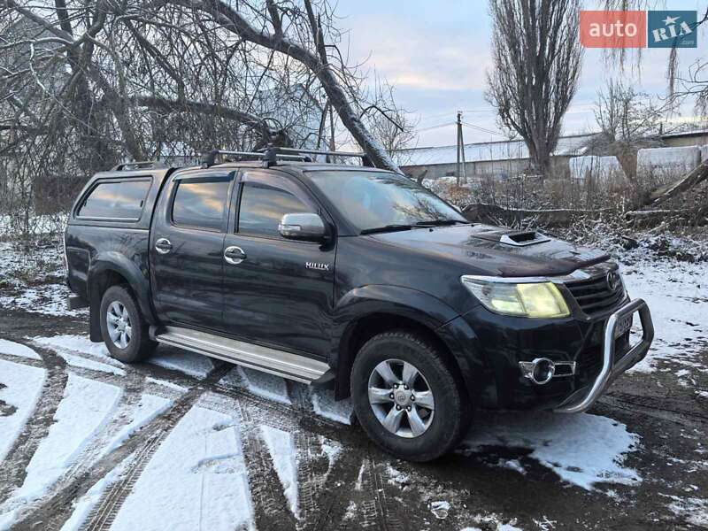 Пикап Toyota Hilux 2013 в Тернополе