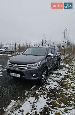 Пікап Toyota Hilux 2016 в Хмельницькому