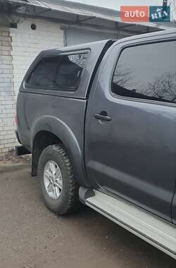 Пікап Toyota Hilux 2014 в Києві