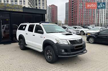 Пикап Toyota Hilux 2012 в Киеве