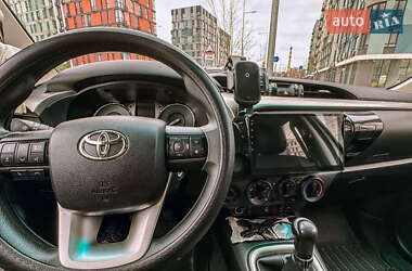 Пикап Toyota Hilux 2022 в 