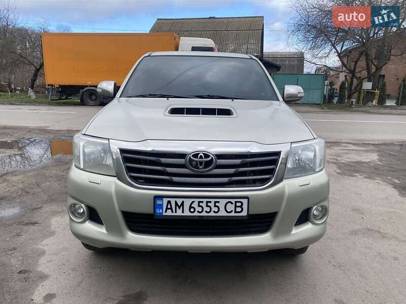 Toyota Hilux 2012