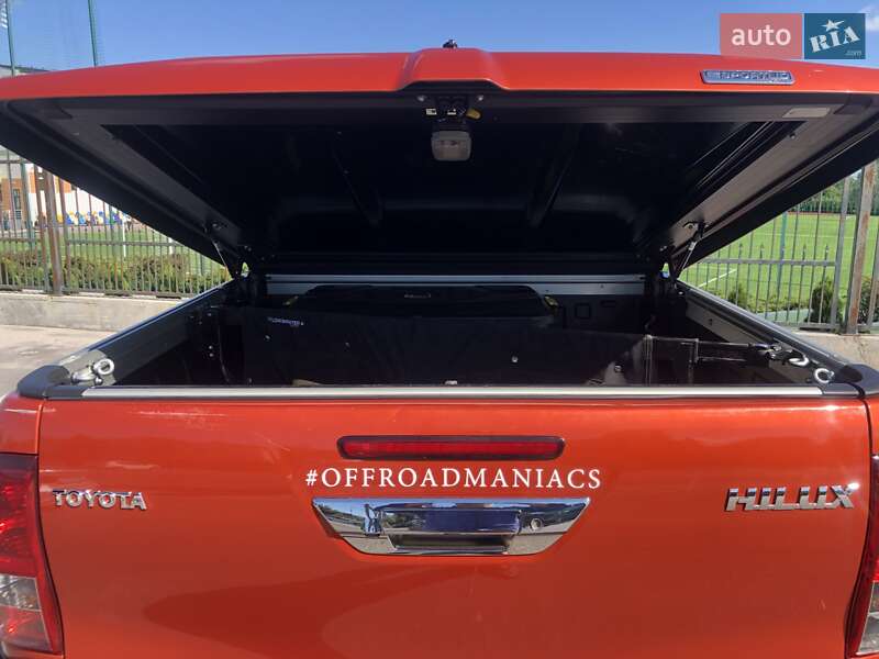 Пикап Toyota Hilux 2017 в Киеве