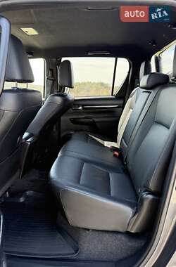 Пикап Toyota Hilux 2019 в 