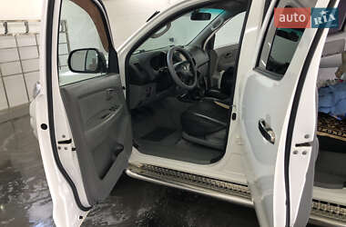 Пікап Toyota Hilux 2011 в 