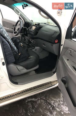 Пікап Toyota Hilux 2011 в 