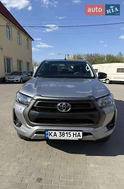Пикап Toyota Hilux 2021 в 