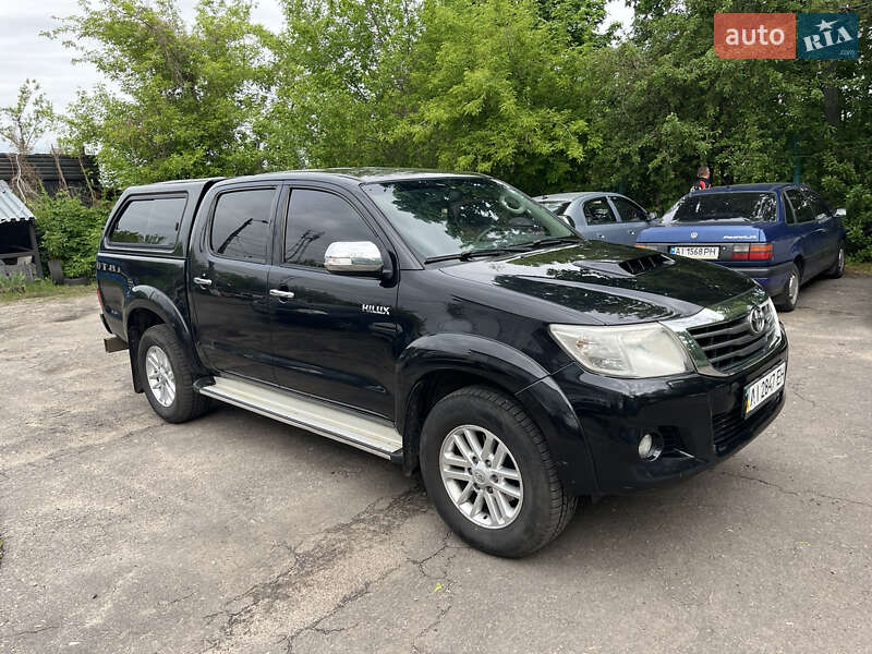 Toyota Hilux 2013
