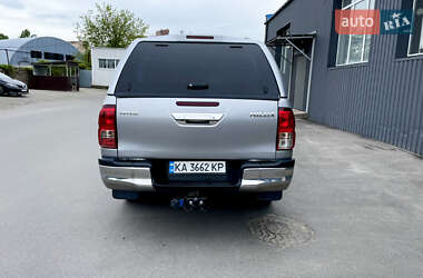 Пікап Toyota Hilux 2017 в 
