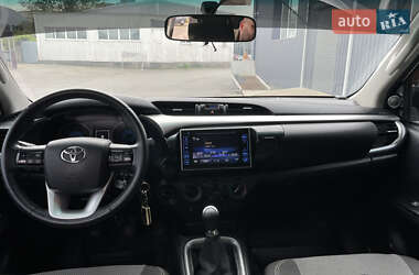 Пікап Toyota Hilux 2017 в 