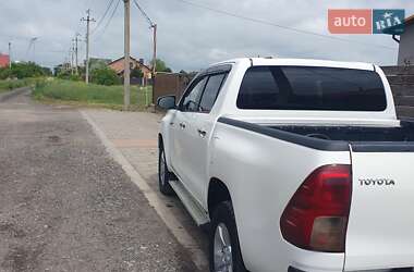 Пикап Toyota Hilux 2017 в 