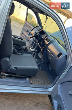 Пикап Toyota Hilux 2005 в 