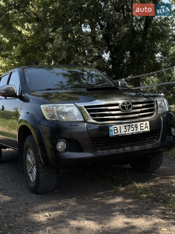 Toyota Hilux 2012