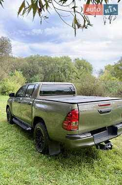 Пикап Toyota Hilux 2021 в 