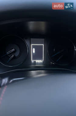 Пікап Toyota Hilux 2021 в  фото 11 Пікап Toyota Hilux 2021 в