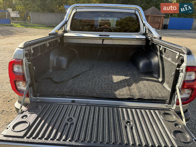 Пикап Toyota Hilux 2021 в Днепре