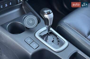 Пикап Toyota Hilux 2016 в 