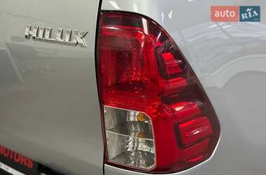 Пикап Toyota Hilux 2018 в 