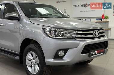 Пикап Toyota Hilux 2018 в 