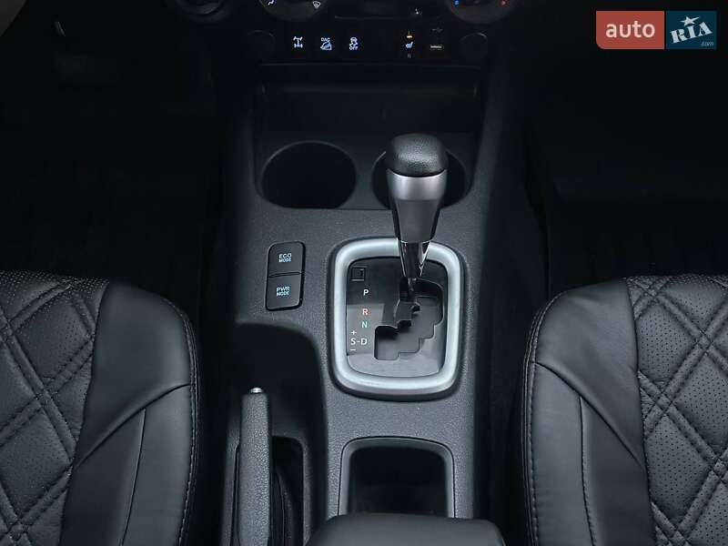 Пикап Toyota Hilux 2017 в Киеве