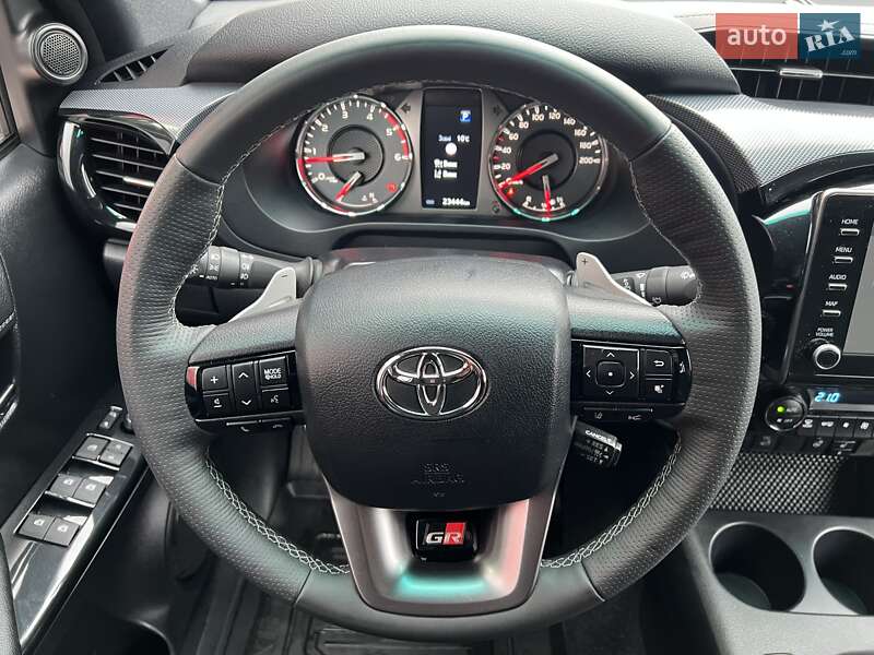 Пикап Toyota Hilux 2023 в Виннице