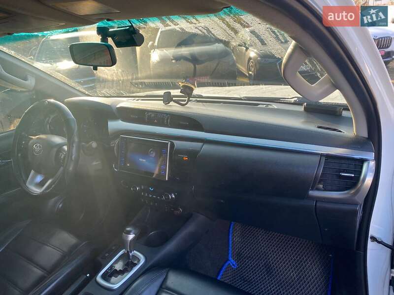 Пикап Toyota Hilux 2016 в Львове фото 10 Пикап Toyota Hilux 2016 в Львове