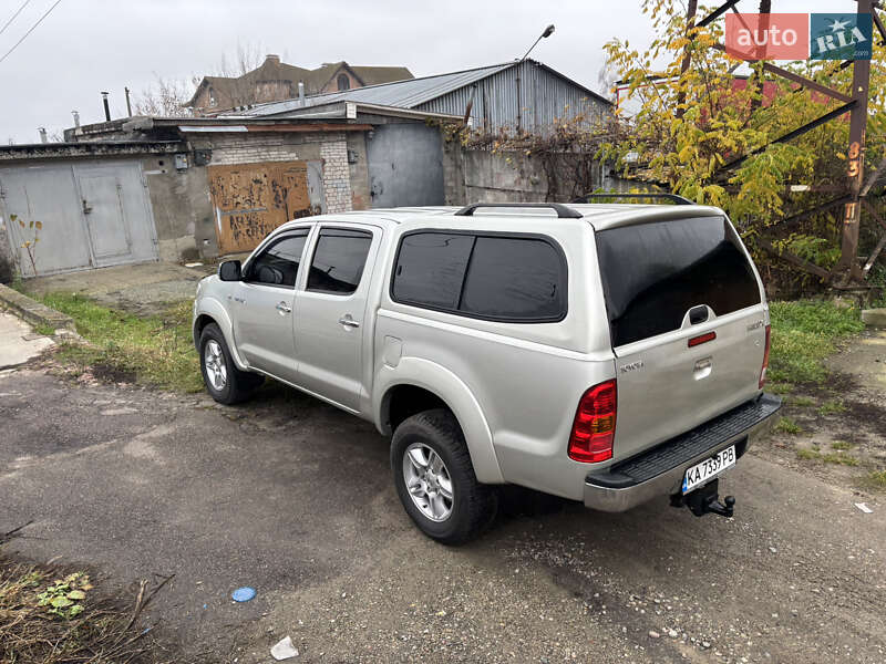 Пикап Toyota Hilux 2009 в Киеве фото 7 Пикап Toyota Hilux 2009 в Киеве