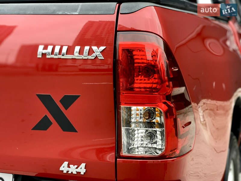 Пикап Toyota Hilux 2018 в Киеве