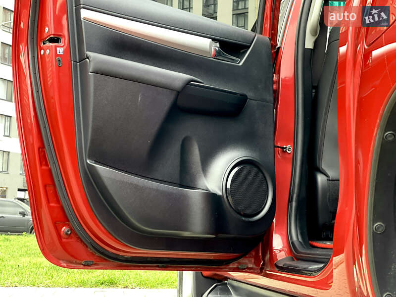 Пикап Toyota Hilux 2018 в Киеве