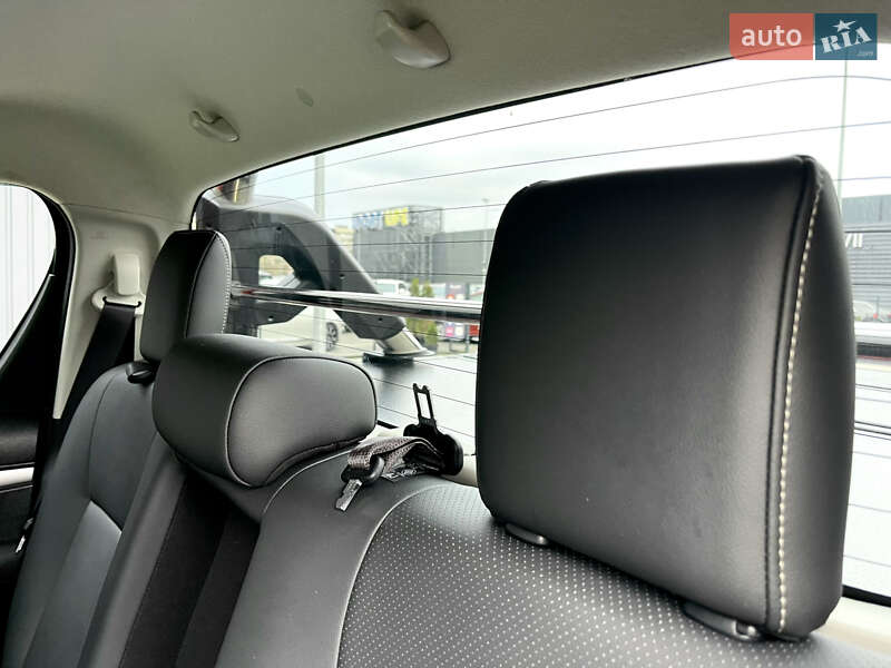 Пикап Toyota Hilux 2018 в Киеве