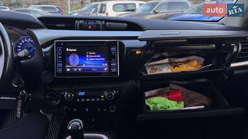 Пикап Toyota Hilux 2017 в Киеве